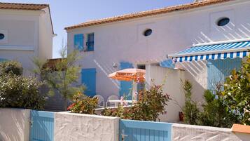 Bagian depan properti