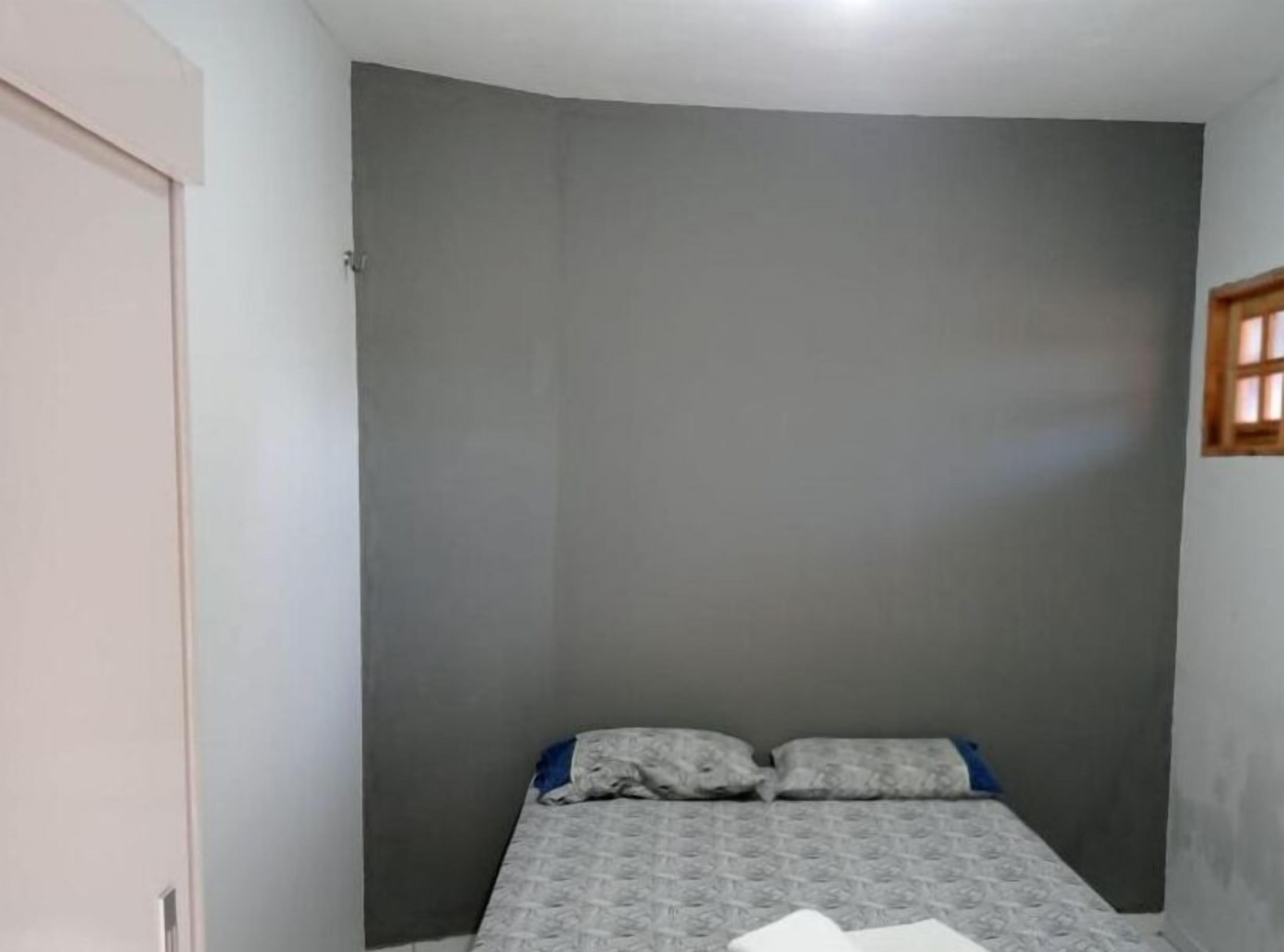 書桌、手提電腦工作空間、遮光窗簾/窗簾、熨斗/熨衫板