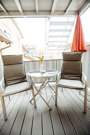 Apartment, Private Bathroom, City View (1.OG / 2. OG) | Balcony view - Strandpension Mäder (Uhldingen-Muehlhofen)
