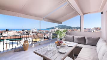 Junior-Apartment, Terrasse, Meerblick | Balkon