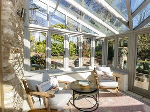 Cottage | Interior