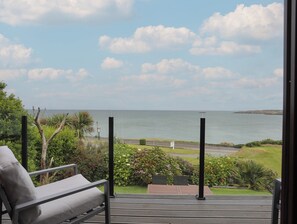 Property grounds - Ser a Mor (Amlwch)
