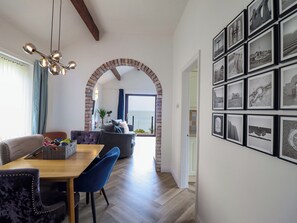 Cottage | Dining - Ser a Mor (Amlwch)