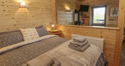 Foxes Den