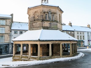 Exterior - Foxes Den (Darlington)