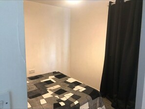 Apartment | 1 bedroom, free WiFi, bed sheets
