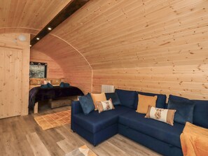 Living area - The Stag - Crossgate Luxury Glamping (Penrith)