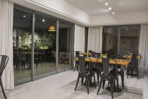 Restaurant - Casa Reconquista (Mendoza)