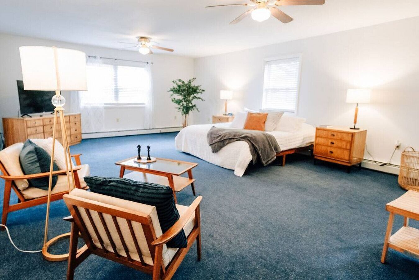 Canyon Creek Lodge *pool table* Fire pit