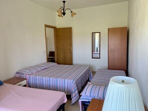 2 bedrooms, travel crib, WiFi, bed sheets