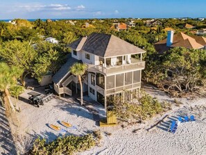 Exterior - Beachfront🌊3 KING suites & bunk room🛏️Pet Friendly🐾 (Captiva)