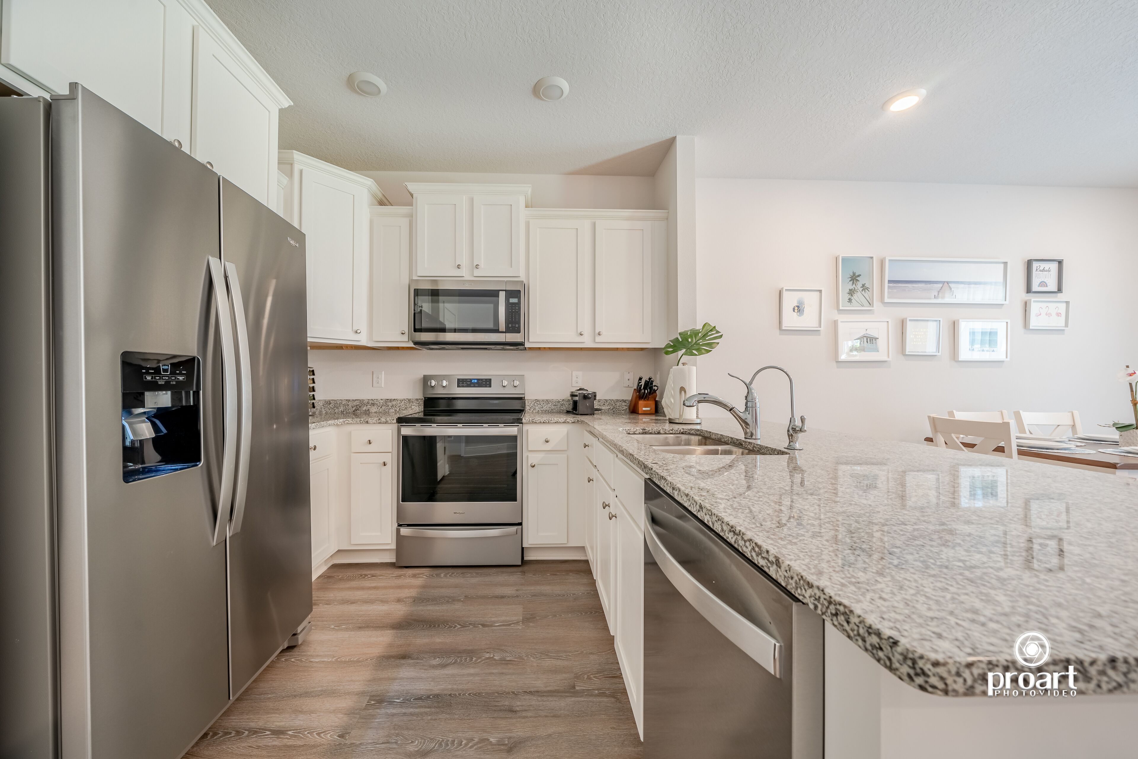 Cheerful 3 beds 2.5 baths near 30A & Miramar Beach