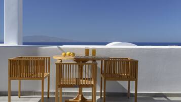 Căn hộ, có phòng tắm riêng, quang cảnh biển (Vinsanto  Anemi Villas ) | 1 phòng ngủ