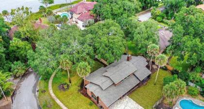 Home Away from Home! Close to Everything! JU only 5 Mins Away!!!