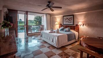 Superior Room Superior Double | Minibar, in-room safe, desk, free WiFi