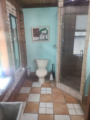 Shower, towels - Historical 1 bedroom apartment downtown Key West with pool! (Key West)