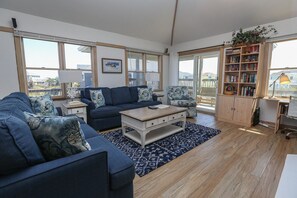 TV, peis og DVD-spiller