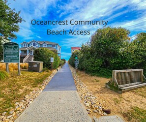 Property grounds - Willows House - Dog-friendly Soundside 2 BR condo w/community pool and sound access (Duck)