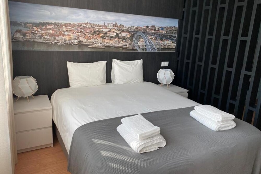 NEW! Gale Apartment (wifi, parking) 408