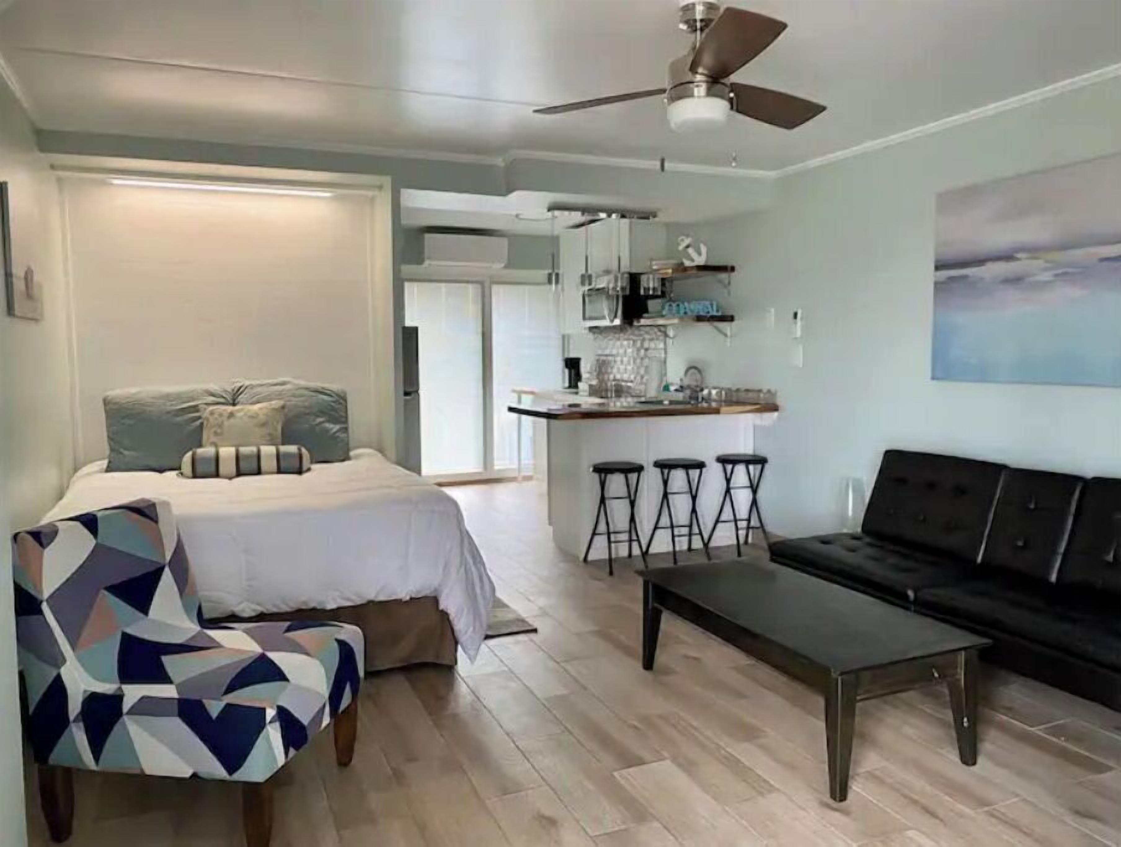 Iron/ironing board, travel crib, free WiFi, bed sheets