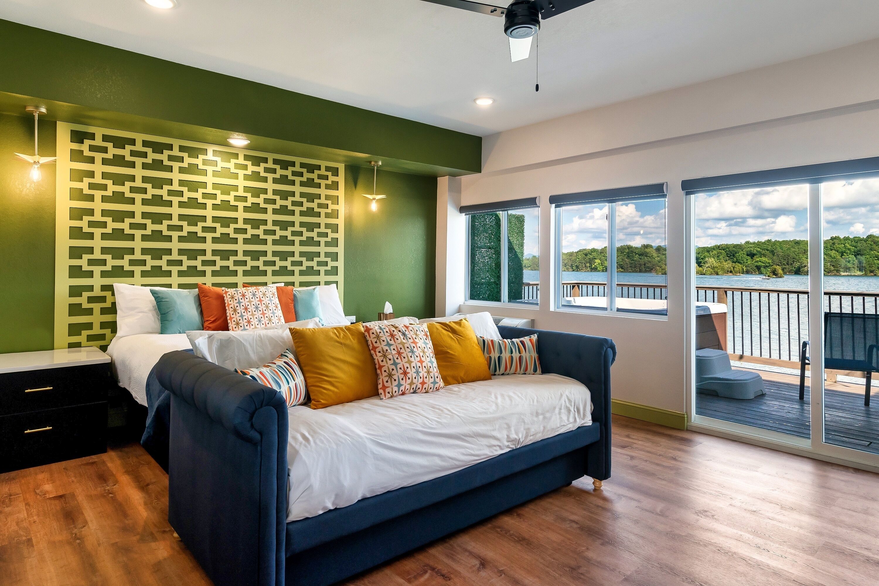 Lake My Day (1-Bedroom Villa) by RedAwning