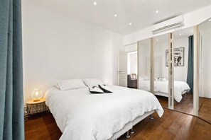 1 室のベッドルーム、アイロン / アイロン台、WiFi (無料)、ベッドシーツ