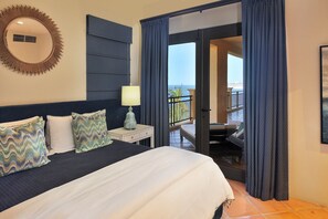 4 bedrooms, in-room safe, desk, iron/ironing board