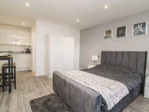 1 bedroom, individually decorated, individually furnished, free WiFi - Chalet 3 (Malton)