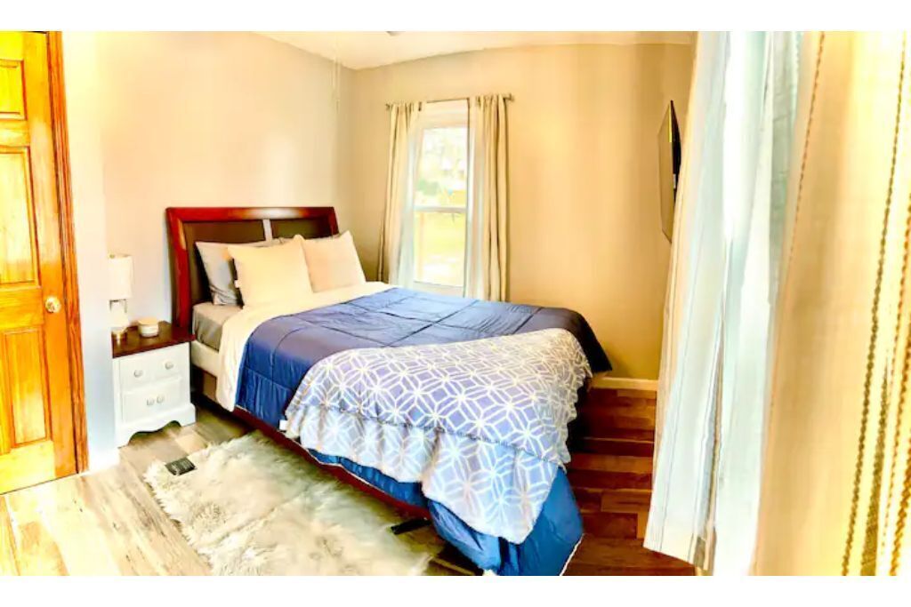 Cheerful residential house with all yours needs.