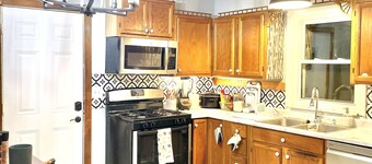 Cheerful residential house with all yours needs.