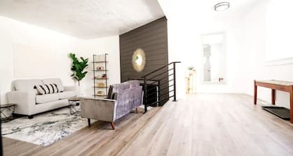 Bright 5-BDR Home in the heart of Ogden-3600 sq.ft