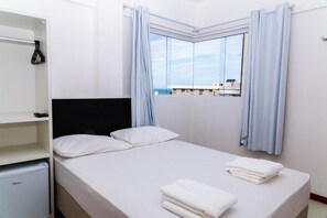 Desk, wheelchair access - Economy HOTEL (Natal)