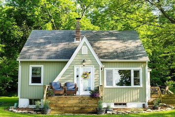 Welcome to Pelee Island's Forest and Feather Lakehouse.