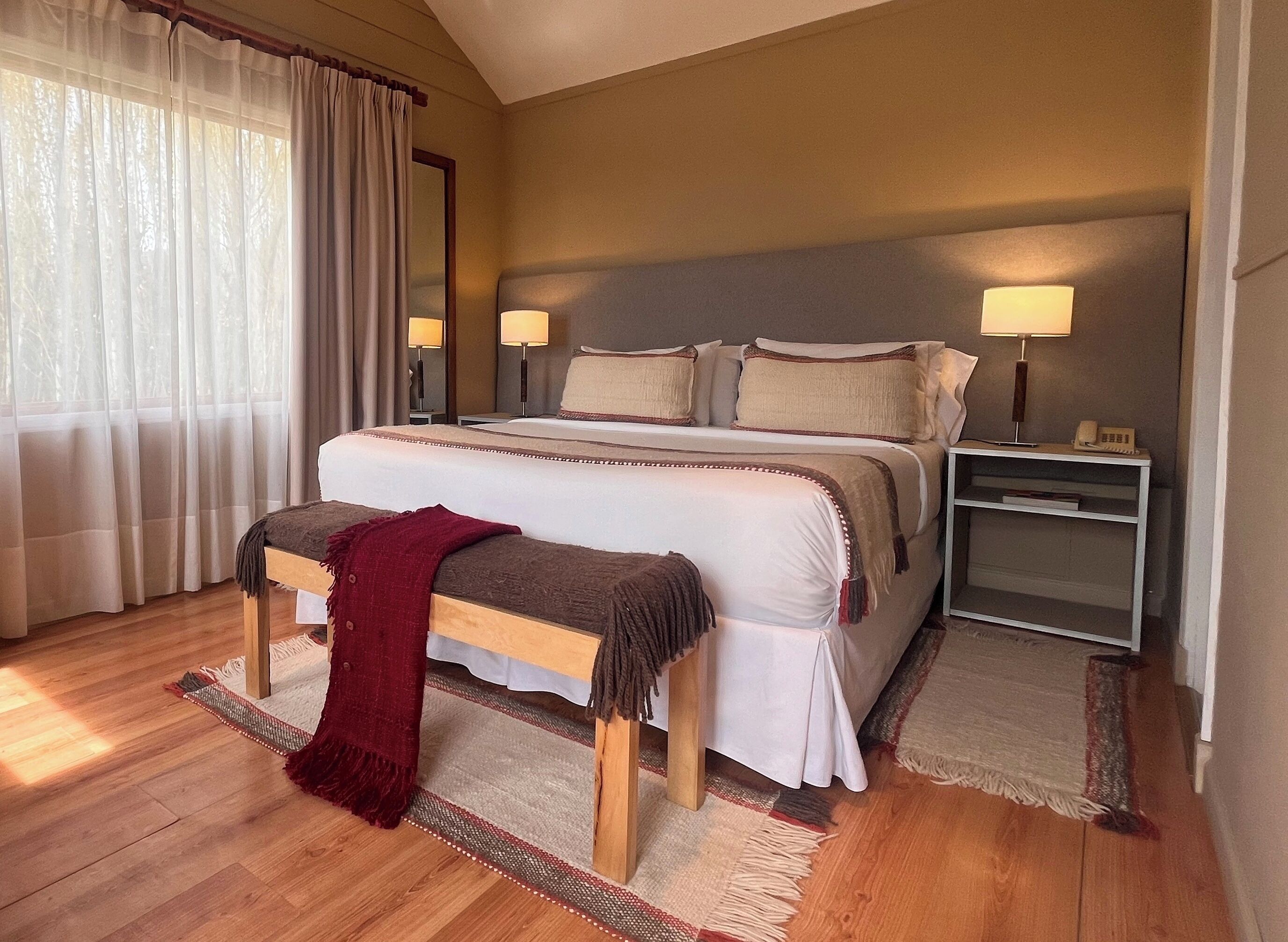 Habitación básica | Sábanas de algodón egipcio, ropa de cama de alta calidad, minibar