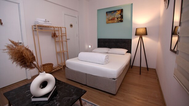 Superior Room | Select Comfort beds, iron/ironing board, WiFi (free) - Aden Room (Eskisehir)