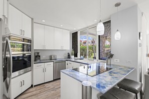 Fridge, microwave, oven, stovetop