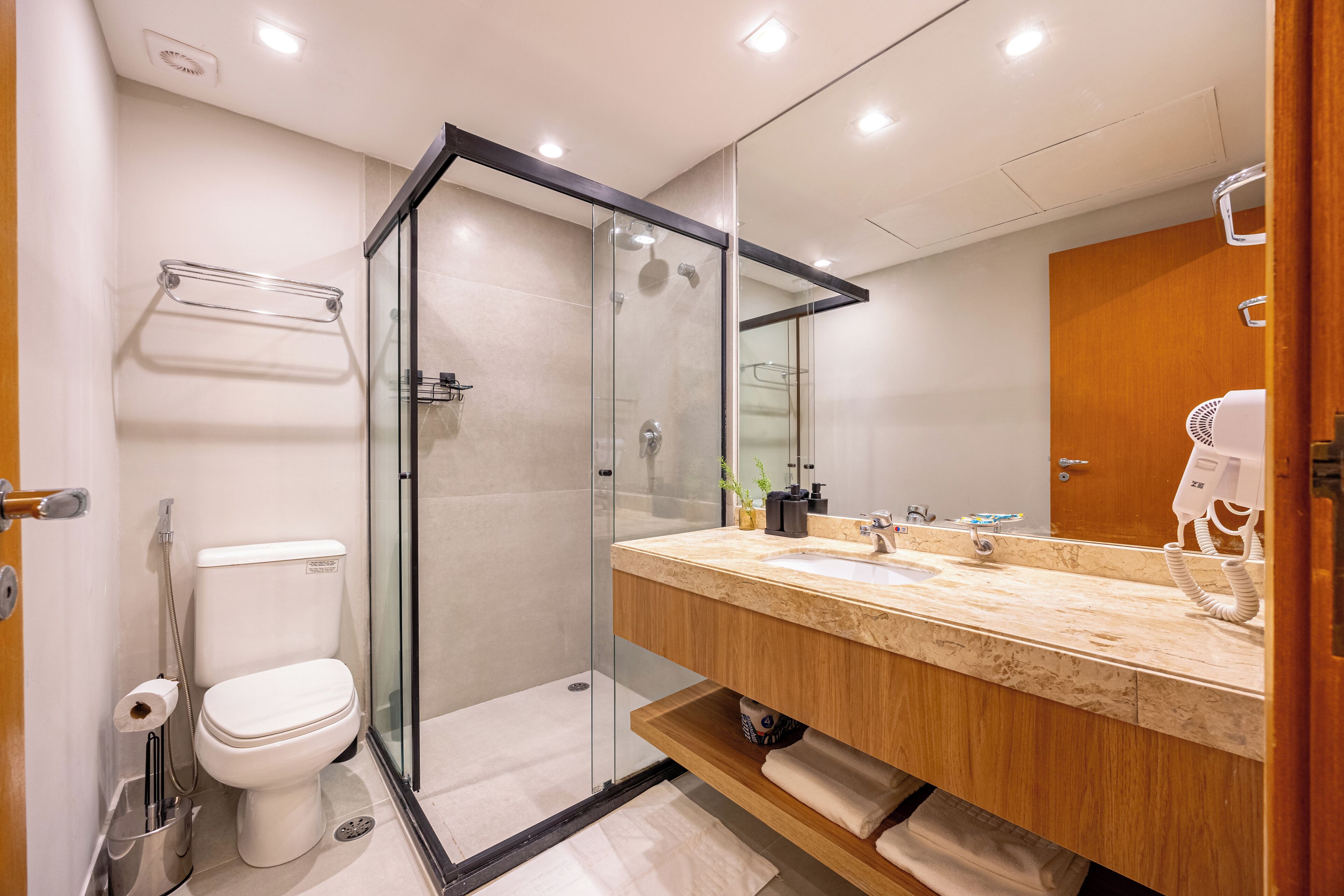 Classic Double Room | Bathroom