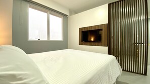 Suite Studio Exécutive | Minibar, décoration personnalisée, ameublement personnalisé, bureau