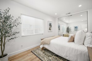 2 bedrooms, travel crib, WiFi, bed sheets