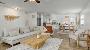 Smart TV, fireplace, ping pong