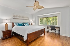 3 slaapkamers, een bureau, een strijkplank/strijkijzer, gratis wifi