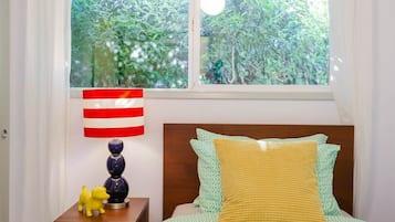 3 chambres, fer et planche Ă repasser, lit parapluie, Wi-Fi