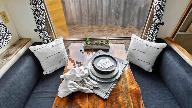 Interior - #StayinMyDistrict Twin Falls Backyard Glamper (Twin Falls)