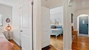 2 bedrooms, desk, iron/ironing board, travel crib