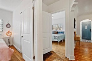 2 bedrooms, desk, iron/ironing board, travel crib