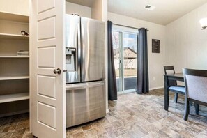 Nicht klassifiziertes Bild, 4 von 27, Schaltfläche