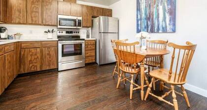 #StayInMyDistrict Cozy Central Boise Townhouse