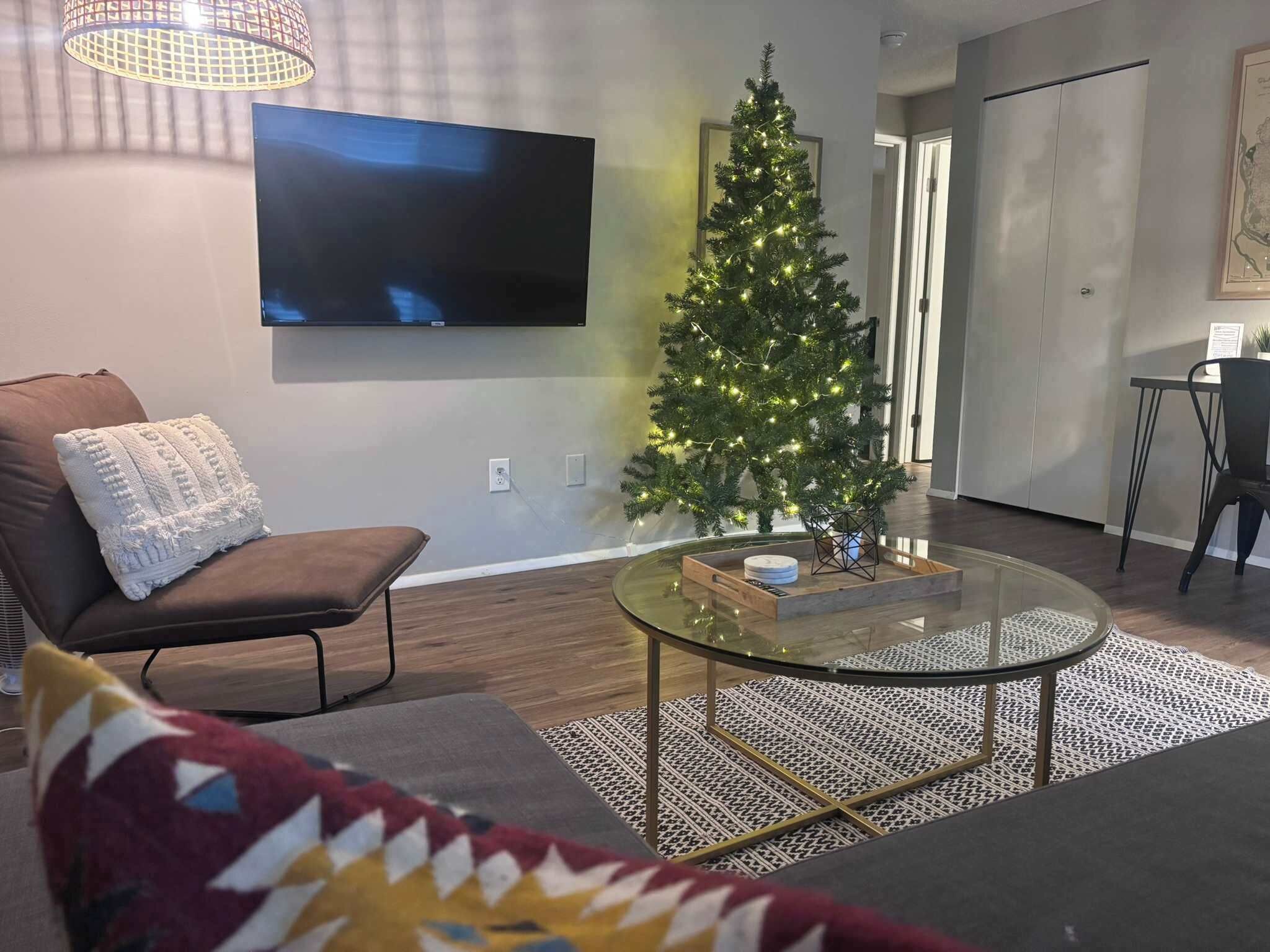 テレビ、書斎 / ワークスペース