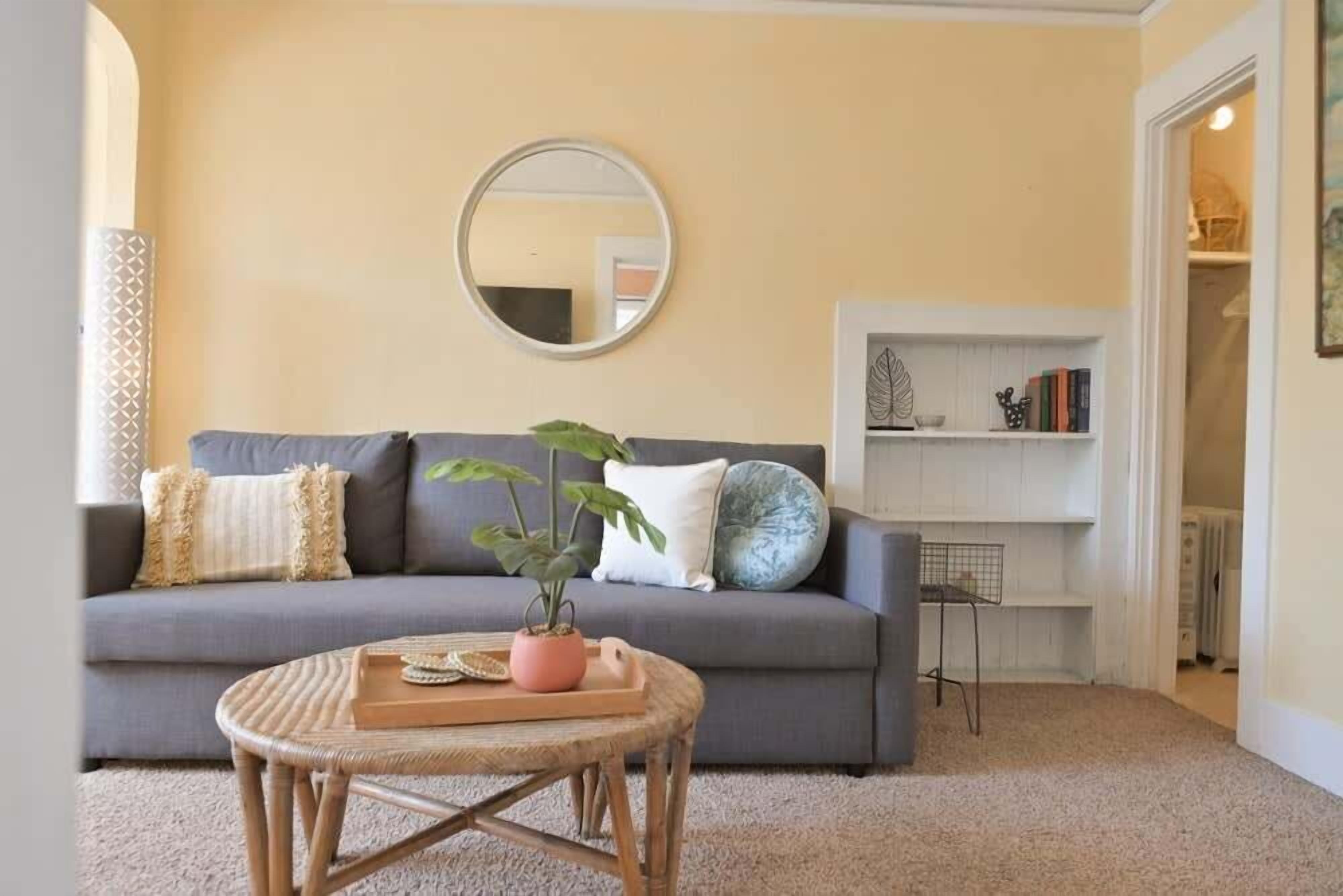 #InvestREPM Historic Heritage House Apt
