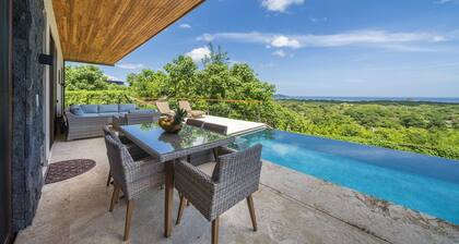 Your Luxurious Ocean View Escape- At Mar Vista